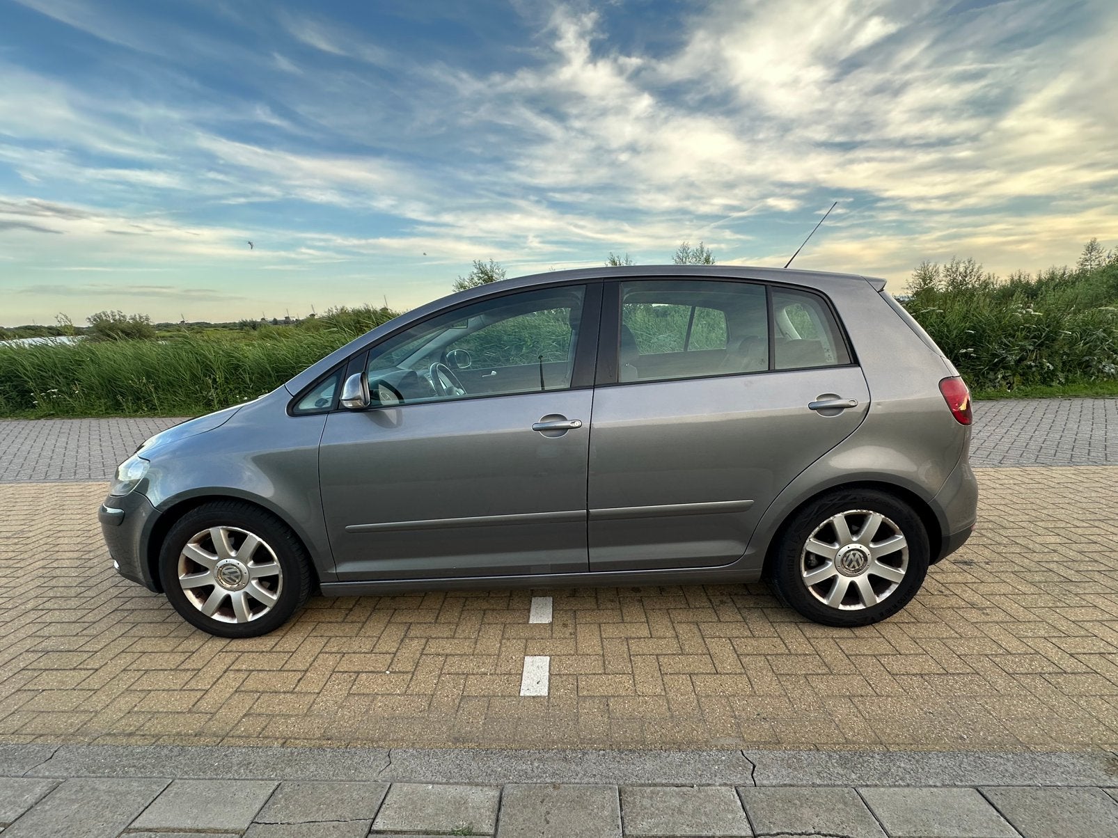 Volkswagen Golf Plus 2.0 TDI 103KW DSG 2006 Grijs, Auto's, Volkswagen, Stof, Zwart, 4 cilinders, Diesel