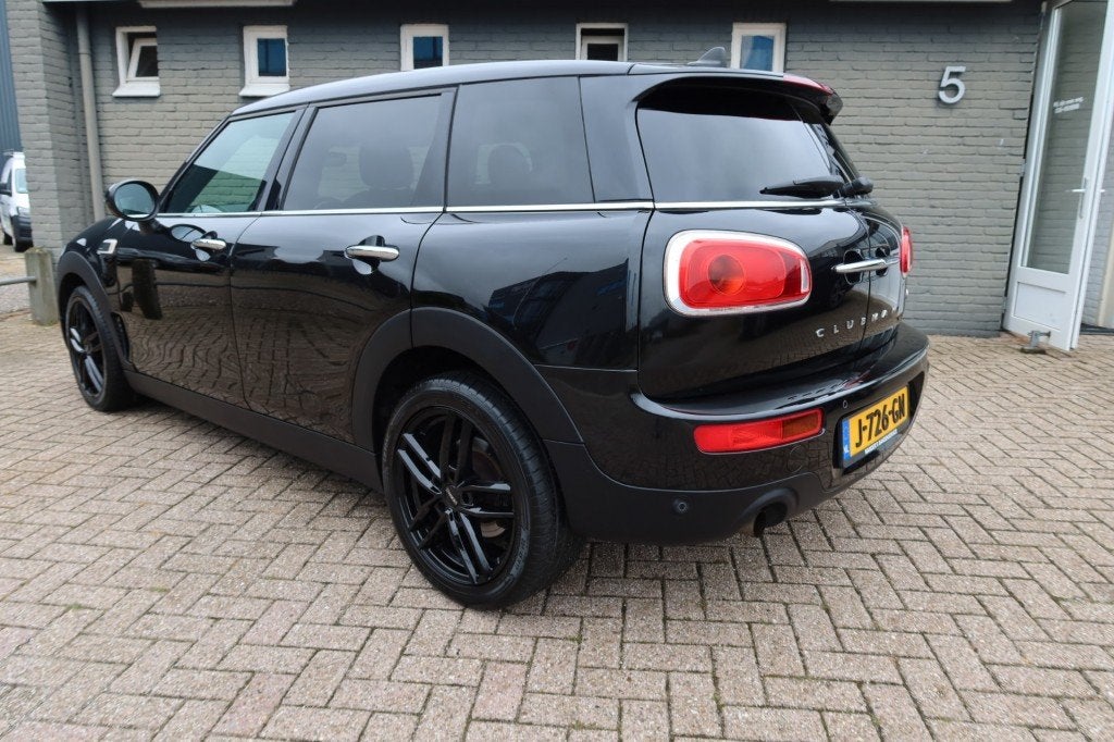 Mini CLUBMAN 1.5 ONE , AUTOMAAT , NAVI  ENZ...., Auto's, Automaat, Gebruikt, Zwart, 102 pk