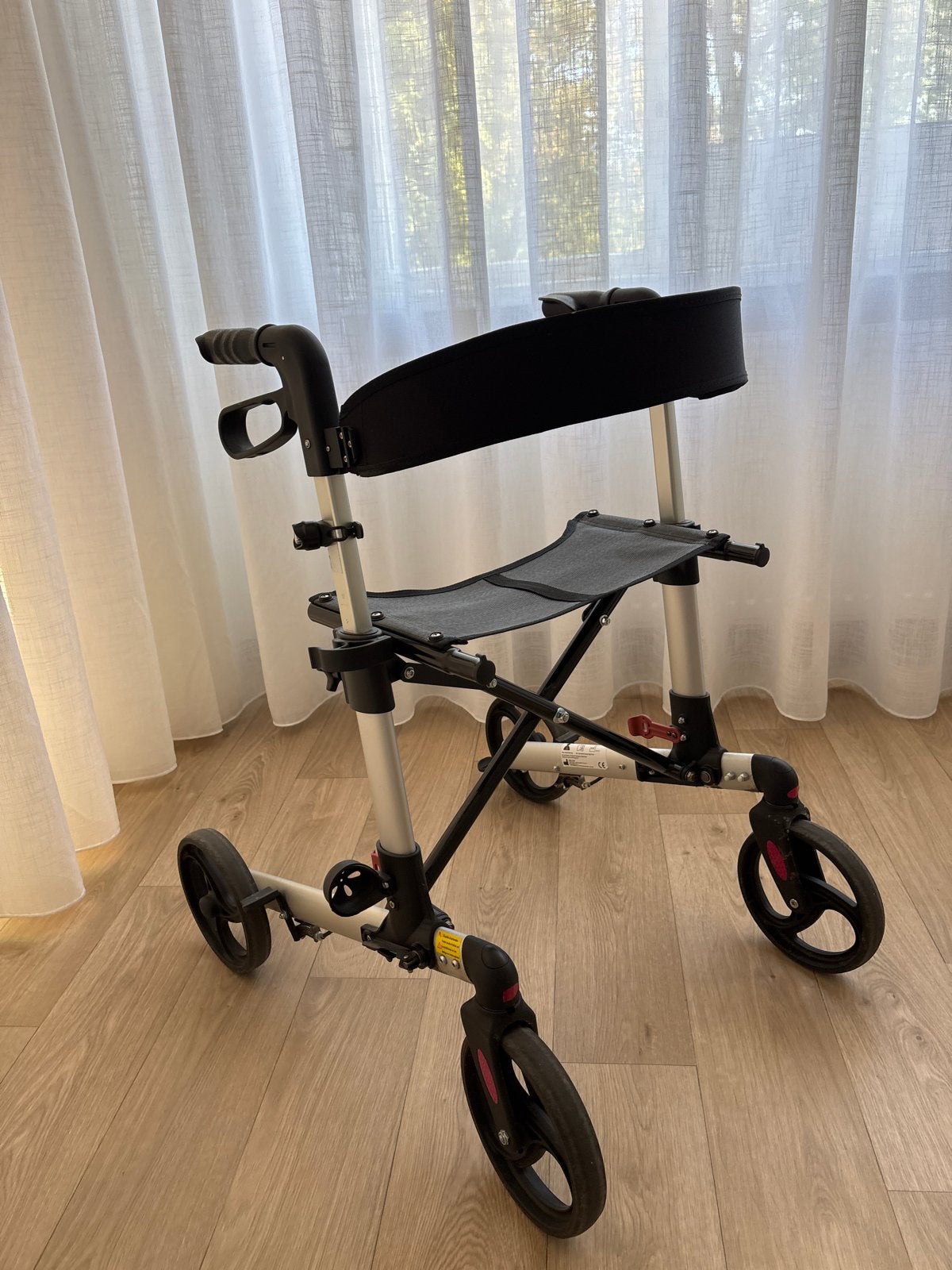Rollator, gebruikt, functioneert prima, Diversen, Ophalen, Gebruikt