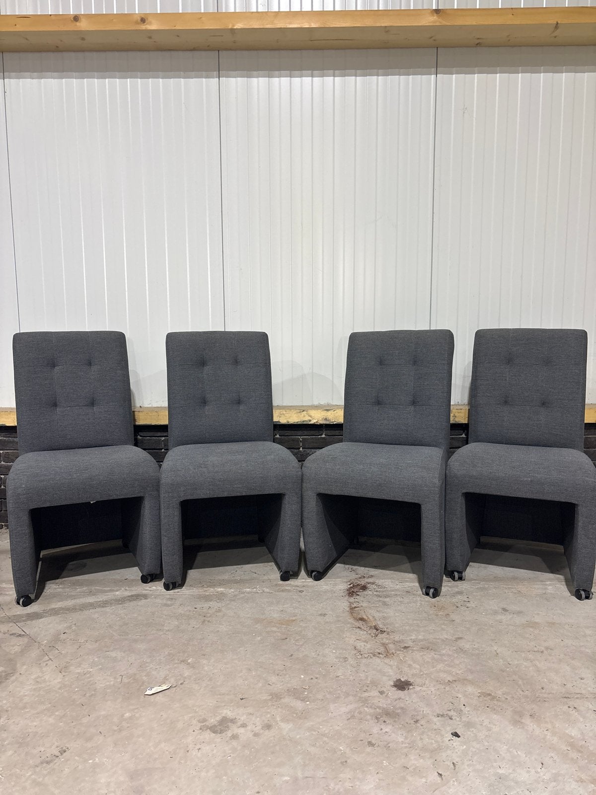 eetkamerstoelen stoelen op wieltjes antraciet 4 stuks, Huis en Inrichting, Stoelen, Gebruikt, Ophalen of Verzenden, Vier, Stof