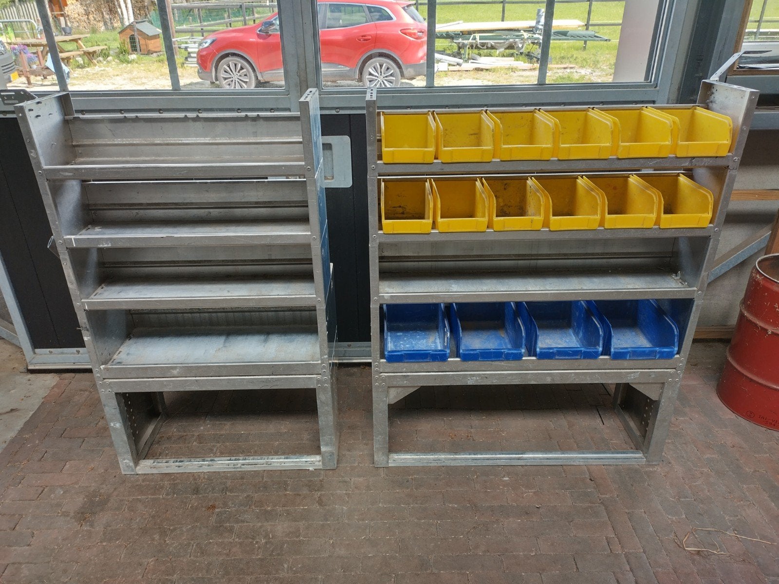 Schappenkast aluminium klein met losse bakjes, Ophalen