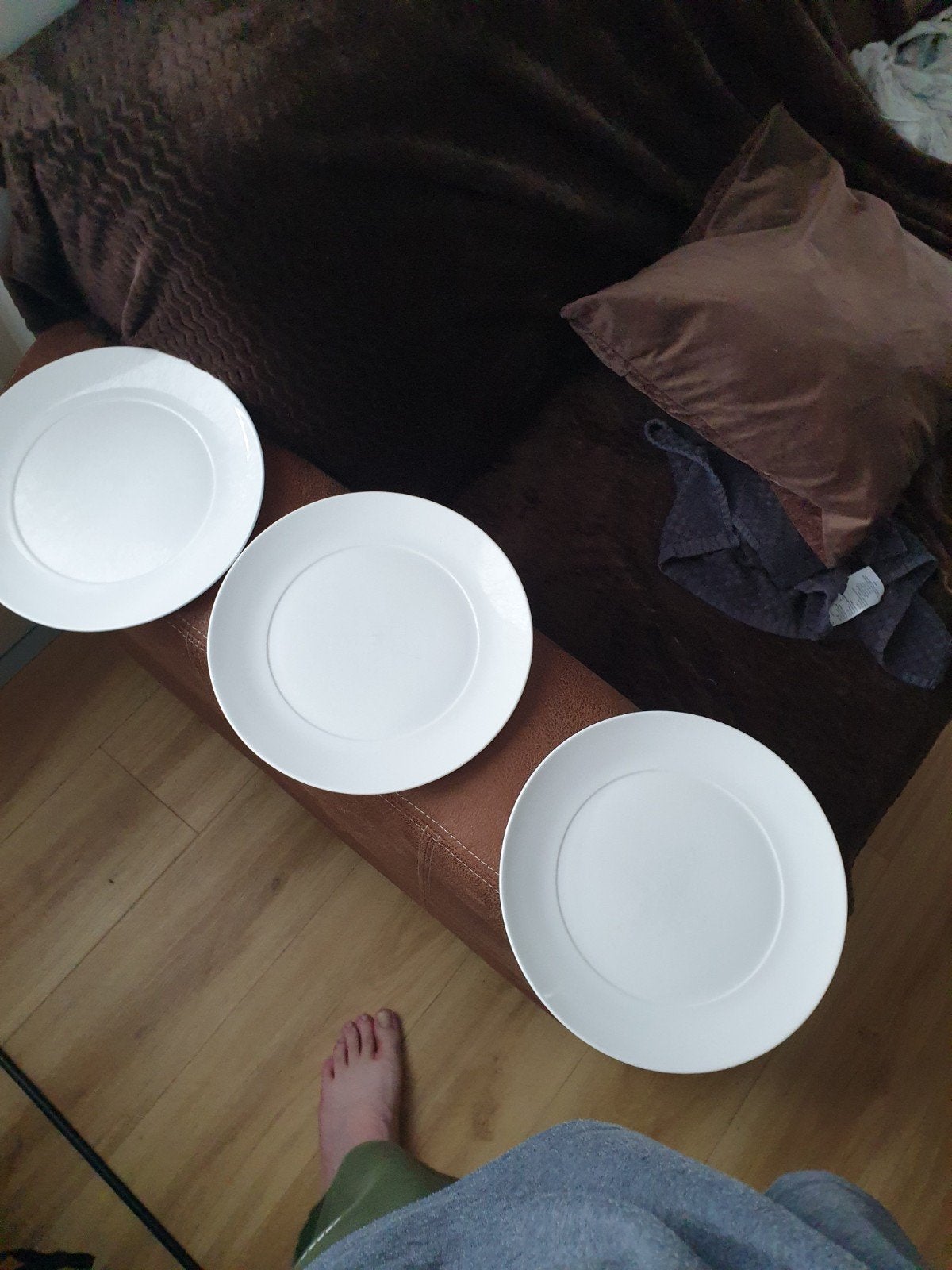 3 Witte Borden - Diameter 27 cm, Ophalen, Gebruikt, Keramiek, Bord(en)