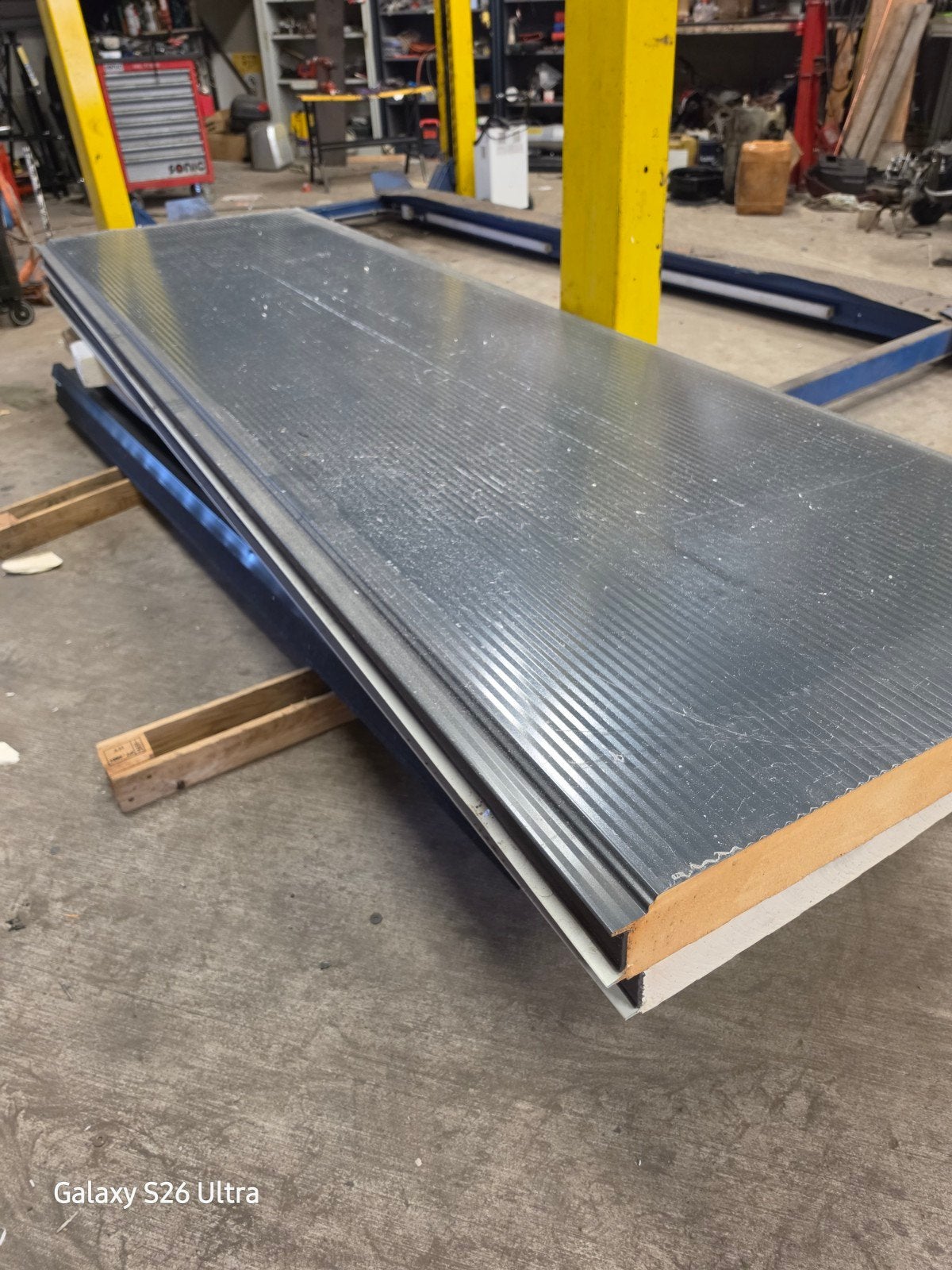 Sandwichpanelen 354 cm lang, 10 cm dik, Ophalen, Gebruikt, Overige materialen, 100 mm of meer