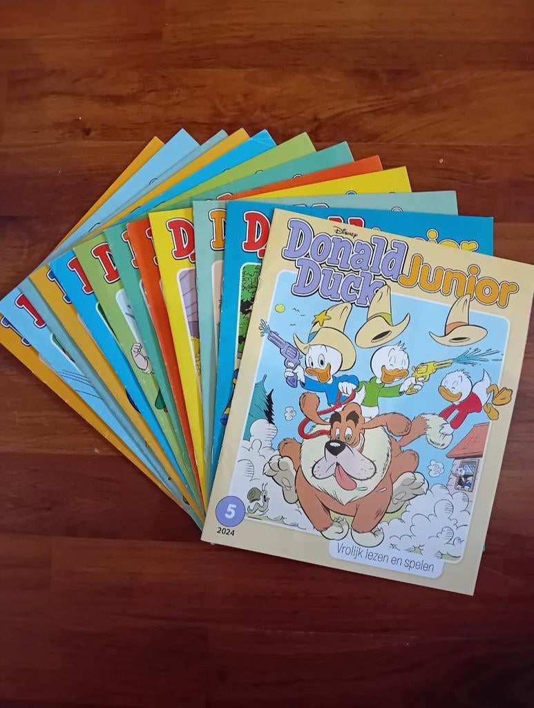 12 donald duck junior GEEN puzzels en spellen gemaakt!, Meerdere stripboeken, Ophalen of Verzenden, Zo goed als nieuw, Donald Duck