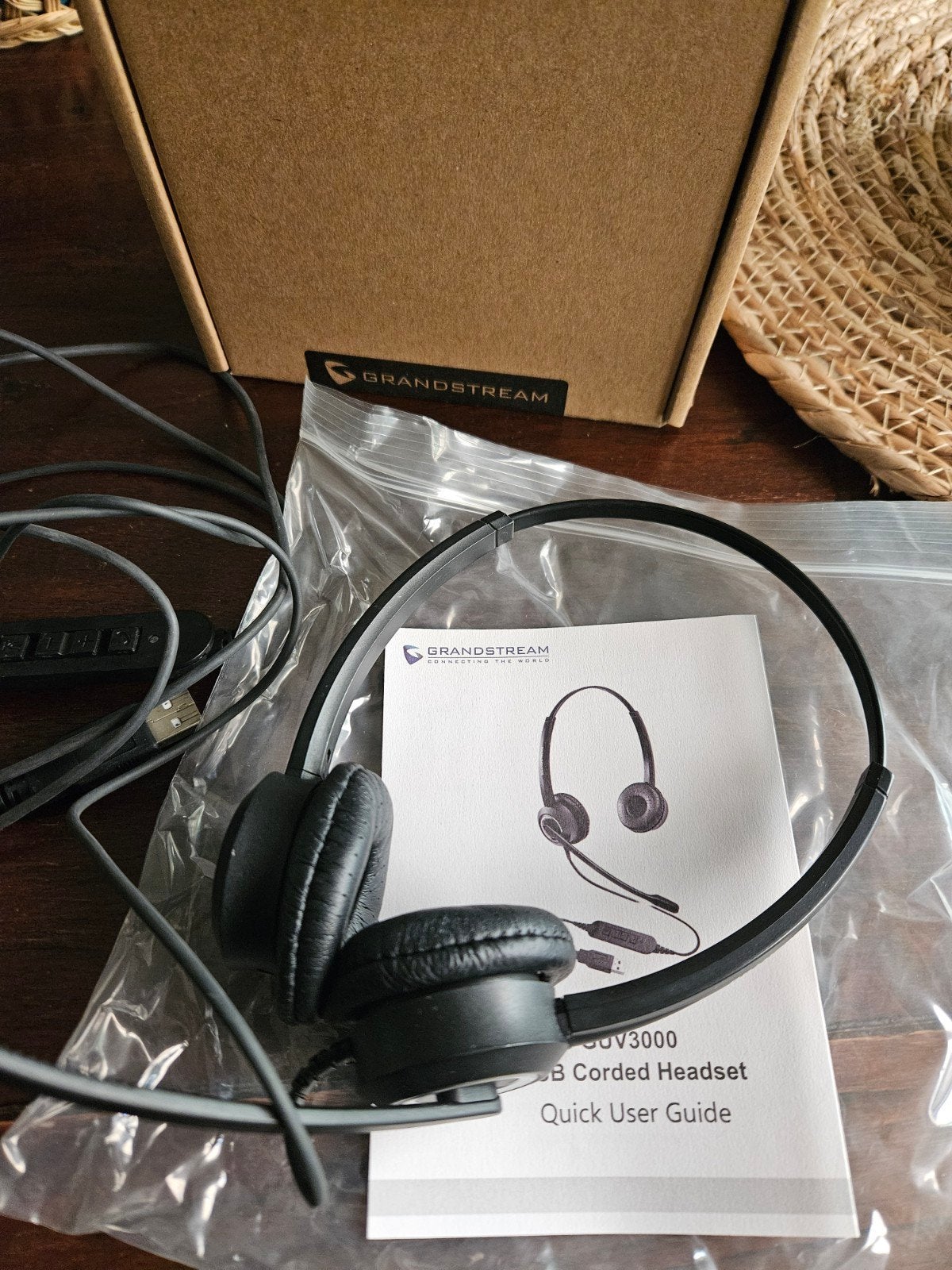 Grandstream GUV3000 USB Bedrade Headset, Overige merken, Ophalen of Verzenden, Zo goed als nieuw, Over-ear