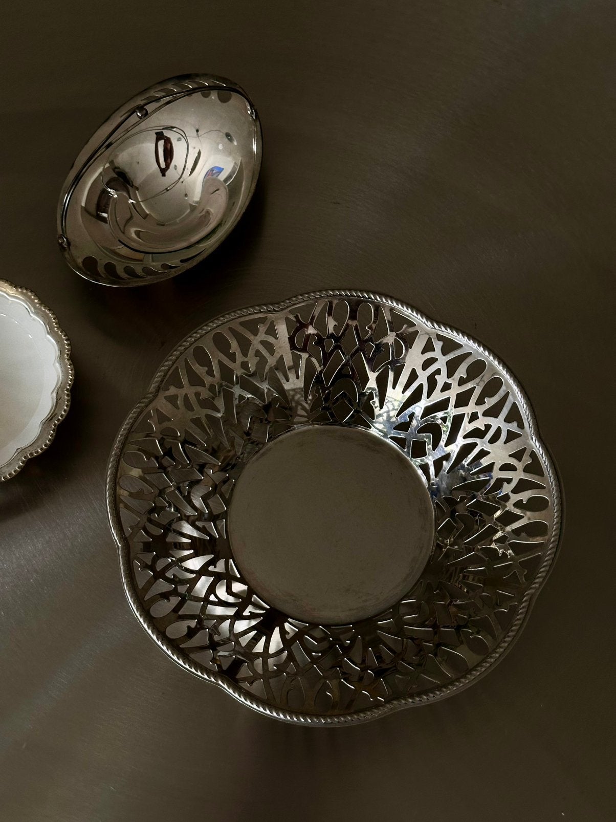 vintage Alfra Alessi opengewerkte schaal (model 804), Ophalen of Verzenden, Zo goed als nieuw, Rond, Overige materialen