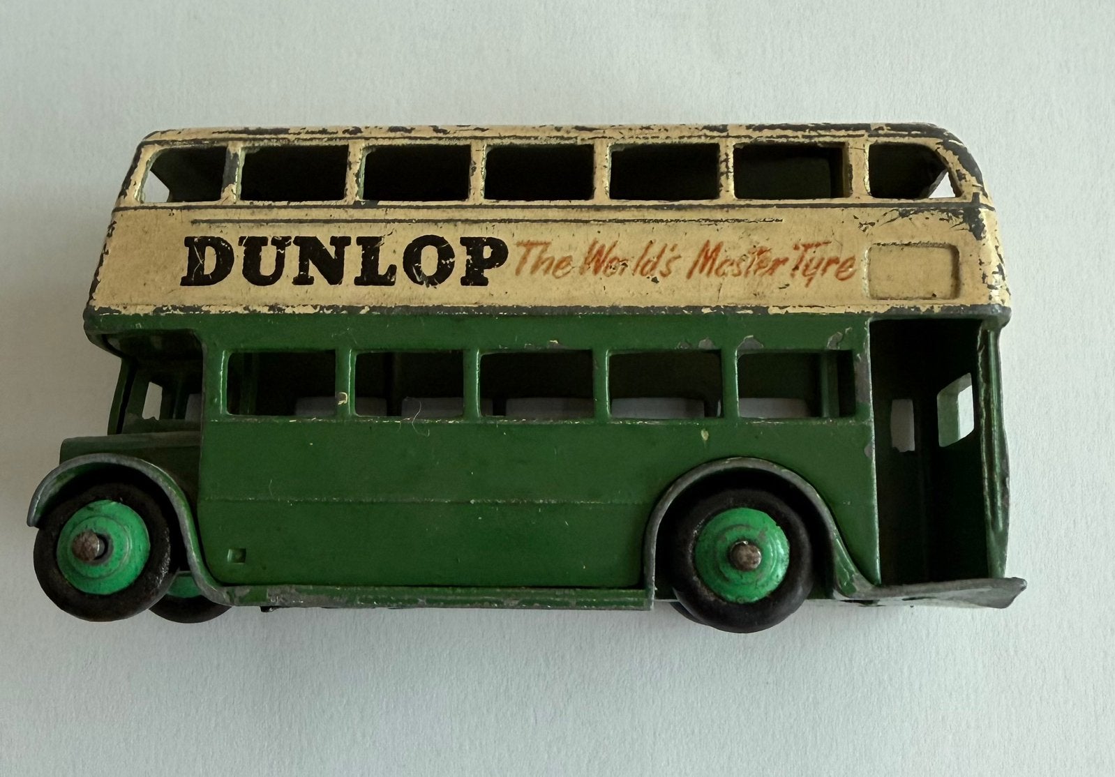 Dinky Toys Engelse dubbeldekkerbus nr 290, Ophalen of Verzenden