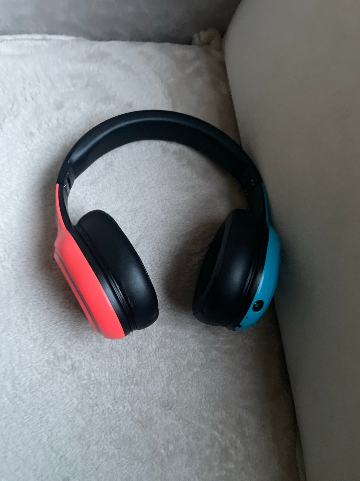 Kofire UT-01 2.4GHz Draadloze Gaming Headset - Rood/Blauw, Overige merken, Nieuw, Ophalen of Verzenden, Over oor (circumaural)