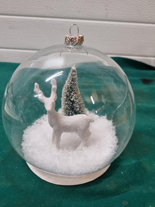kerstbal met hert en boom sneeuw, Ophalen of Verzenden, 'T Olde Gre-j, Info@toldegrej.nl, Endepoelstraat 20f Didam
