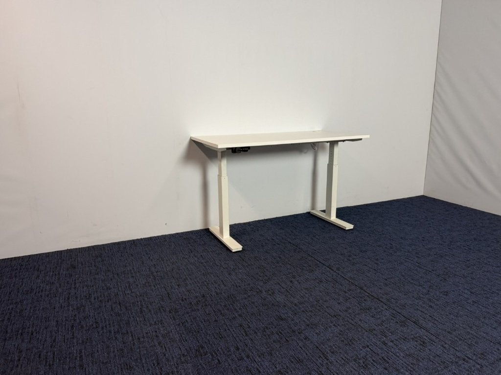 15 x Bureau Voortman (slinger), wit blad, 120 x 60 cm., Huis en Inrichting, Bureaus, Ophalen, Gebruikt, Voortman, Computerbureau