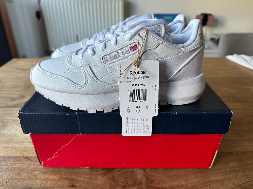 Reebok Classic Leather White Vegan Maat 37,5 (Nieuw), Kleding | Dames, Wit, Nieuw, Ophalen of Verzenden, Sneakers of Gympen