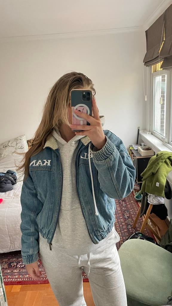 Karl Kani spijkerjack met teddy voering, Ophalen of Verzenden, Gedragen, Maat 38/40 (M), Blauw