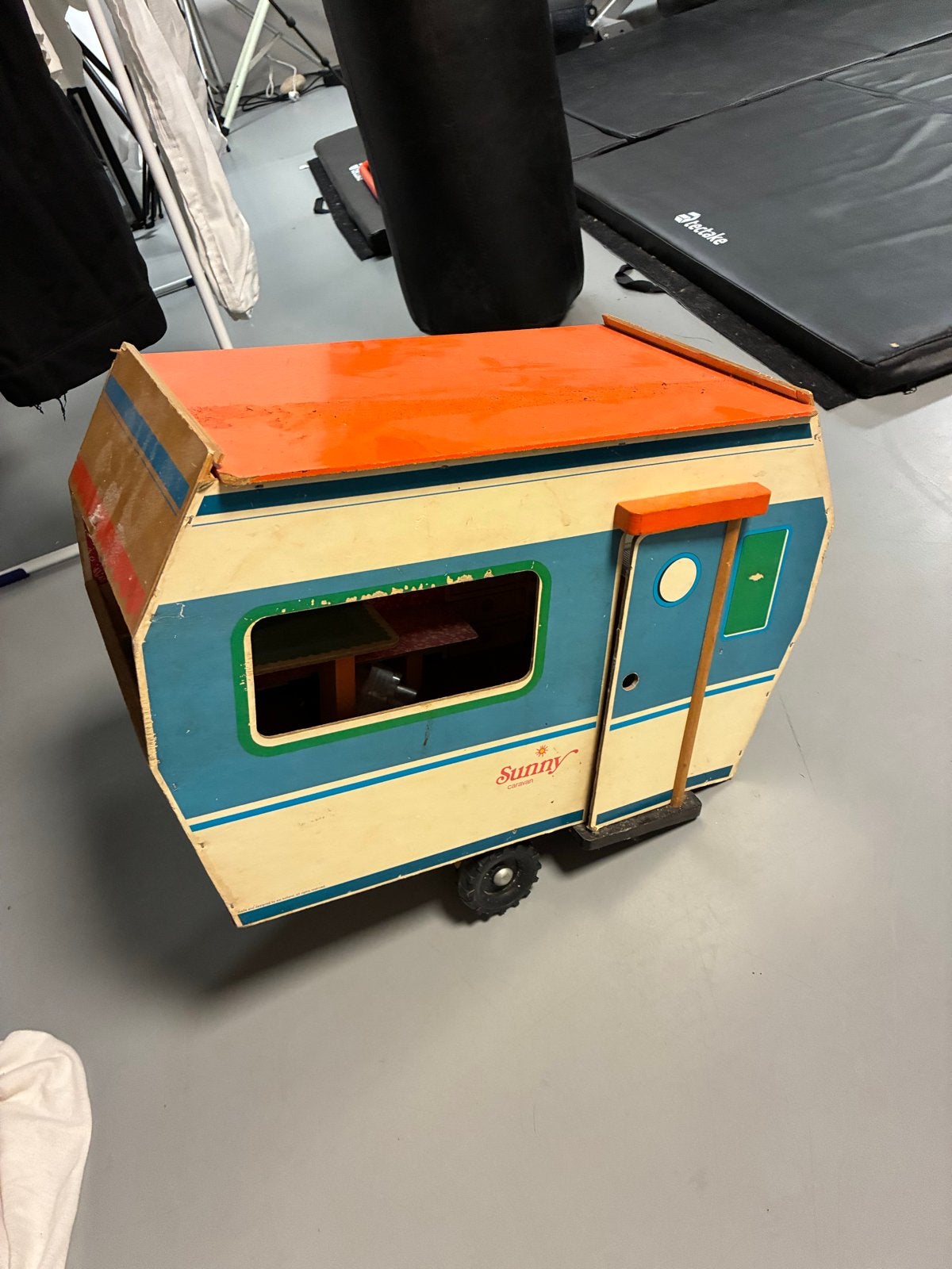 Vintage Barbie / Sindy Caravan - Houten Speelgoed, Ophalen, Gebruikt