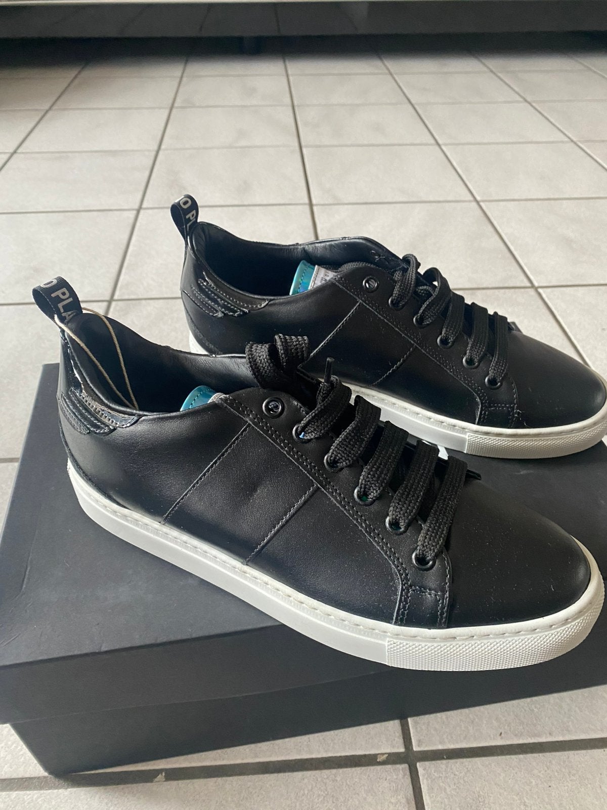 NIEUW John Richmond sneakers maat 38, Ophalen of Verzenden, Nieuw, Zwart
