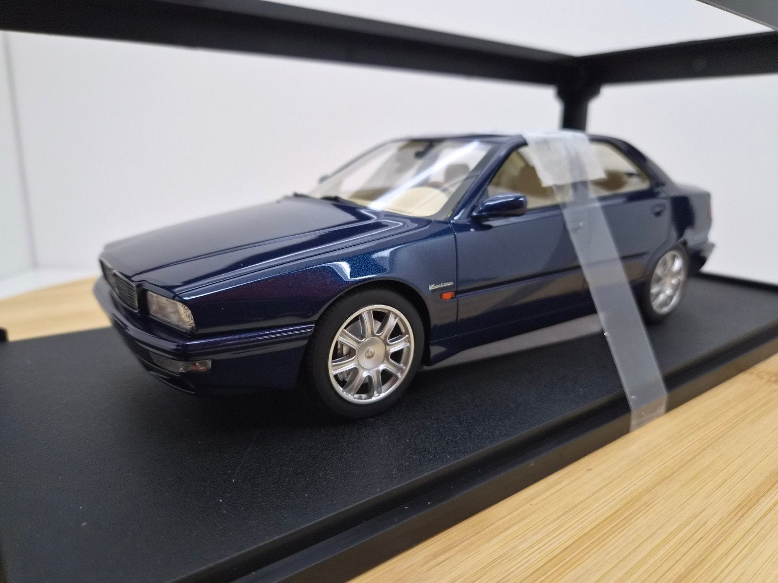 Cult Scale Maserati Quattroporte IV V8 Evoluzione 1:18 Blauw, Overige merken, Auto, Nieuw, Ophalen of Verzenden