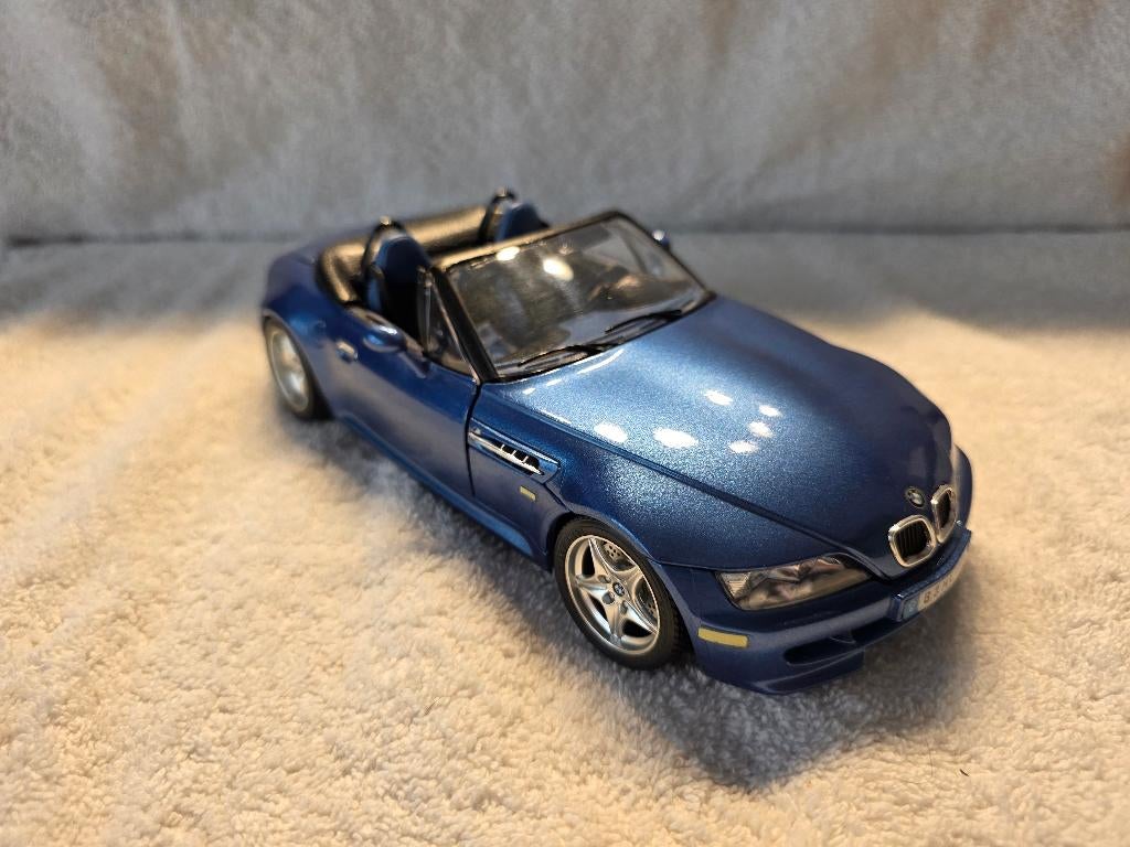 BMW Mroadster 1996 1:18 Maisto, Hobby en Vrije tijd, Modelauto's | 1:18, Ophalen of Verzenden, Gebruikt, Auto, Maisto