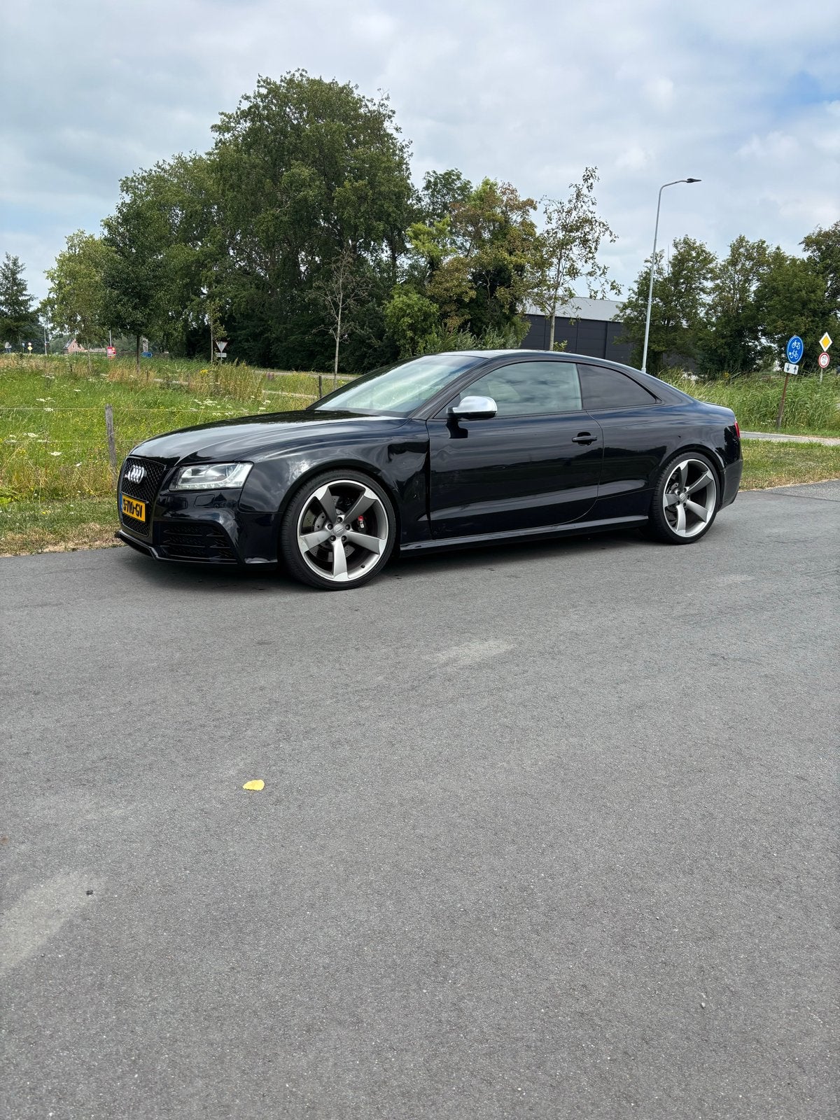Audi RS5 Quattro 2011 Zwart nieuwe ketting / schade, Auto's, Automaat, 1700 kg, Zwart, Bedrijf