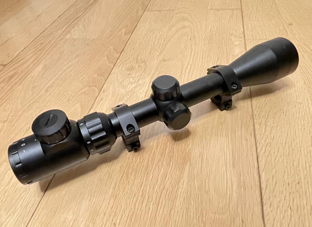 Richtkijker 3-9x40 met mildot en verlicht draadkruis, Ophalen of Verzenden, Zo goed als nieuw