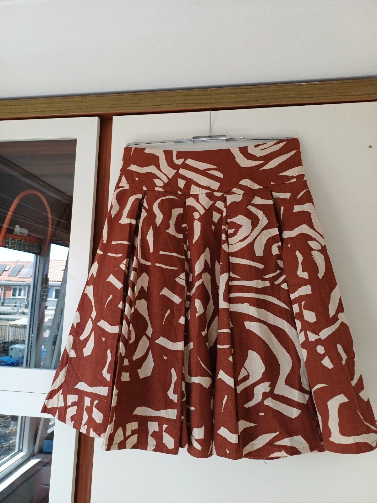 Prachtige rok. ZGAN, Kleding | Dames, Rokken, Ophalen of Verzenden, Zo goed als nieuw, Maat 38/40 (M), Boven de knie