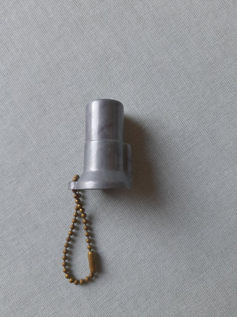 vintage sleutelhanger indonesië, Verzamelen, Ophalen of Verzenden, Landmacht, Nederland, Miniatuur of Beeldje