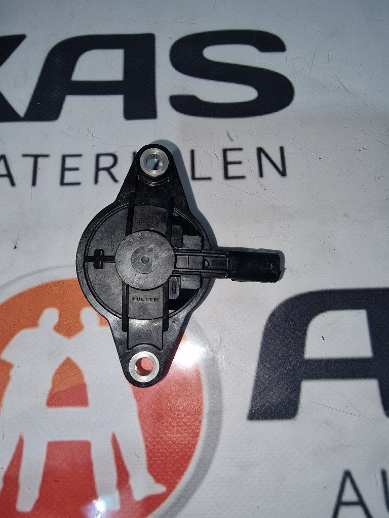 Nokkenas-sensor Audi Q3 1.5 TFSI 16V 2020 04E906423C, Ophalen of Verzenden