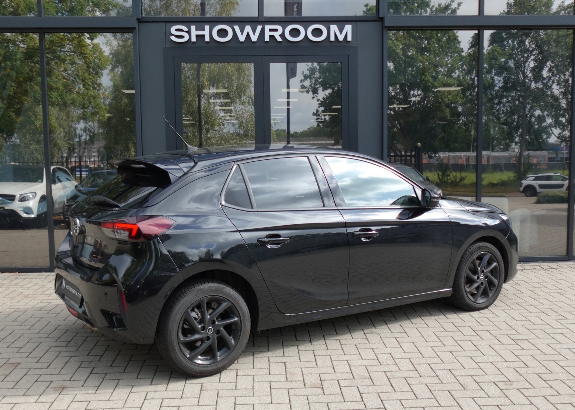 Opel CORSA 1.2 GS Line NAVI CAM LED VOL, Stof, Gebruikt, 1133 kg, Zwart