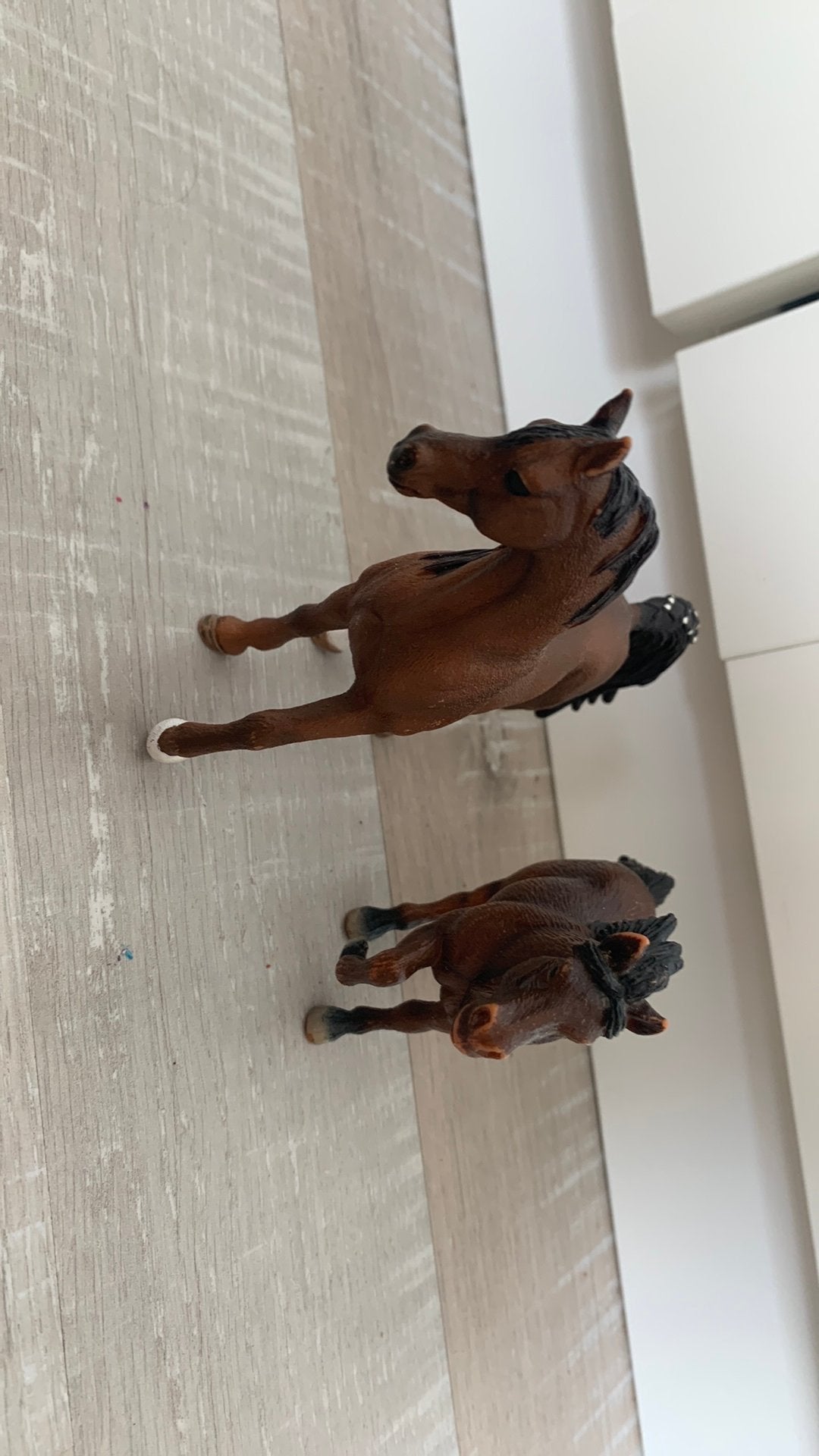 2 Schleich paarden bruin, Ophalen of Verzenden, Zo goed als nieuw