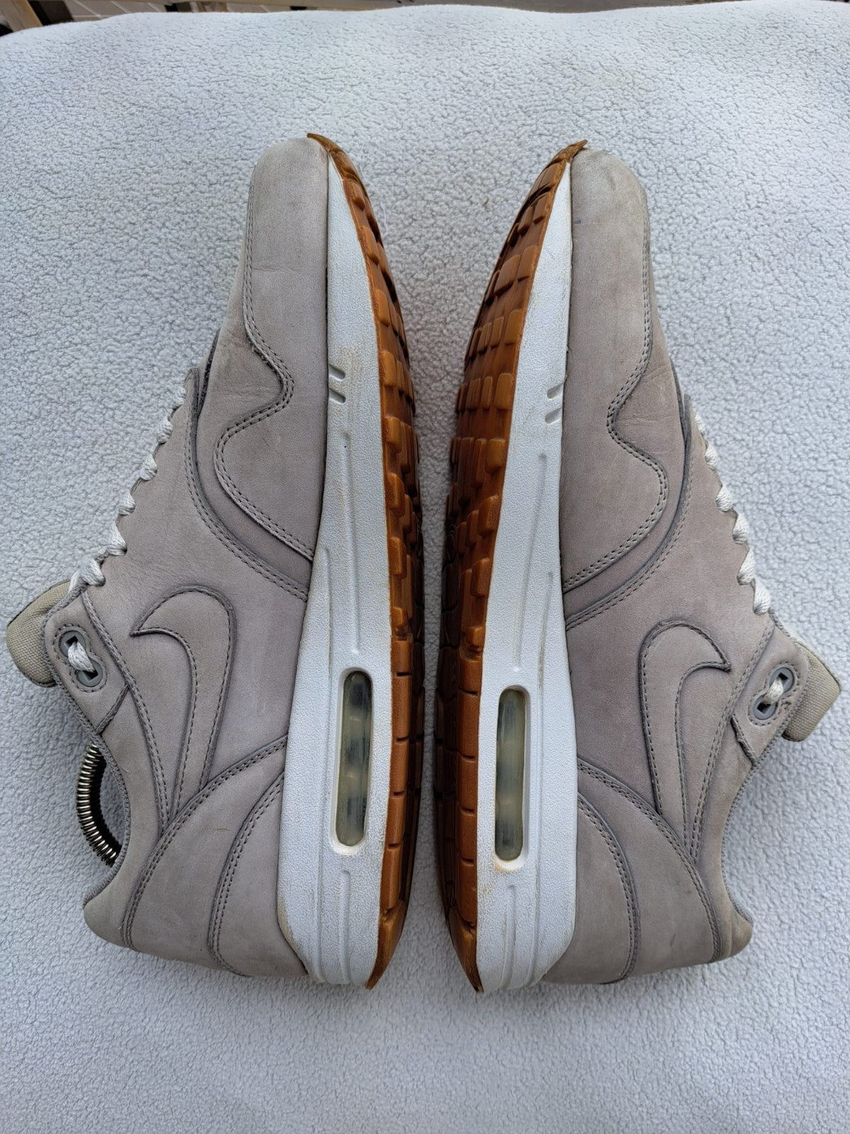 Nike Air Max 1 Premium Medium Grey / Gum, Ophalen of Verzenden, Overige kleuren