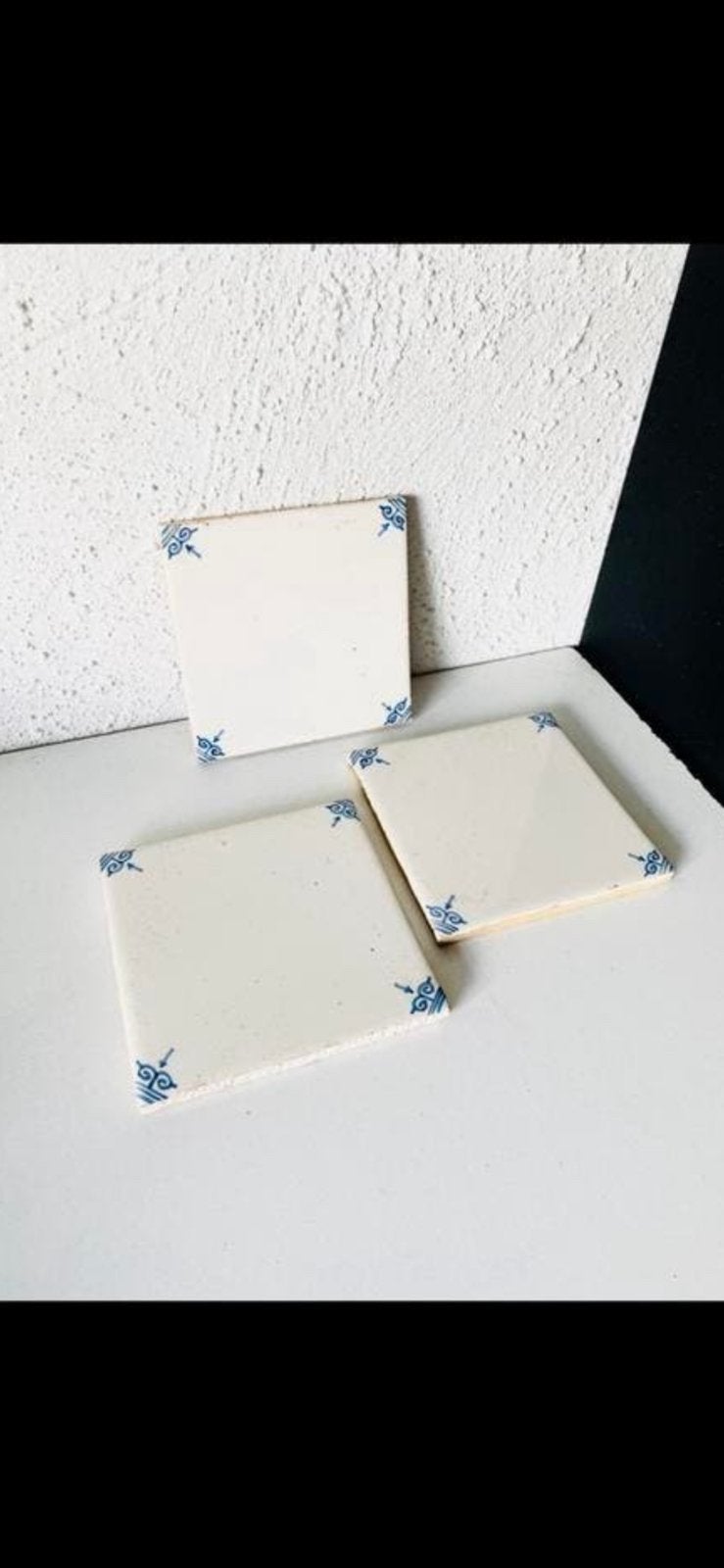 set:  3 ANTIEKE ‘OSSEKOP’ WANDTEGELS, Ophalen of Verzenden