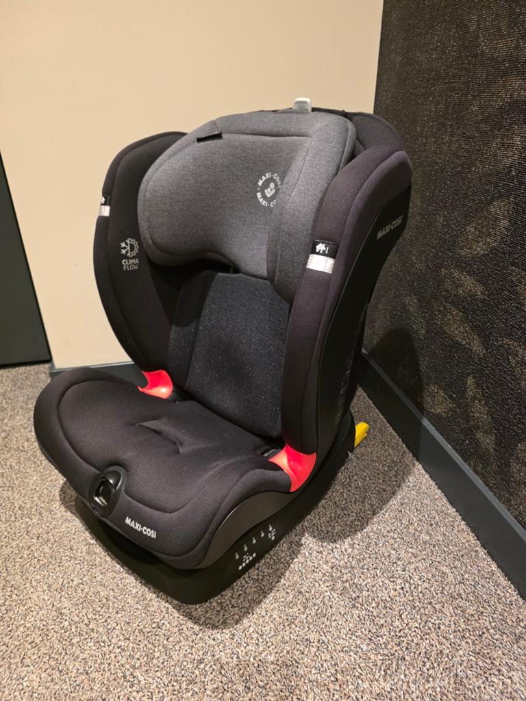 Maxi-Cosi Titan+ autostoel met Isofix, Kinderen en Baby's, Autostoeltjes, Verstelbare rugleuning, Ophalen of Verzenden, Zo goed als nieuw