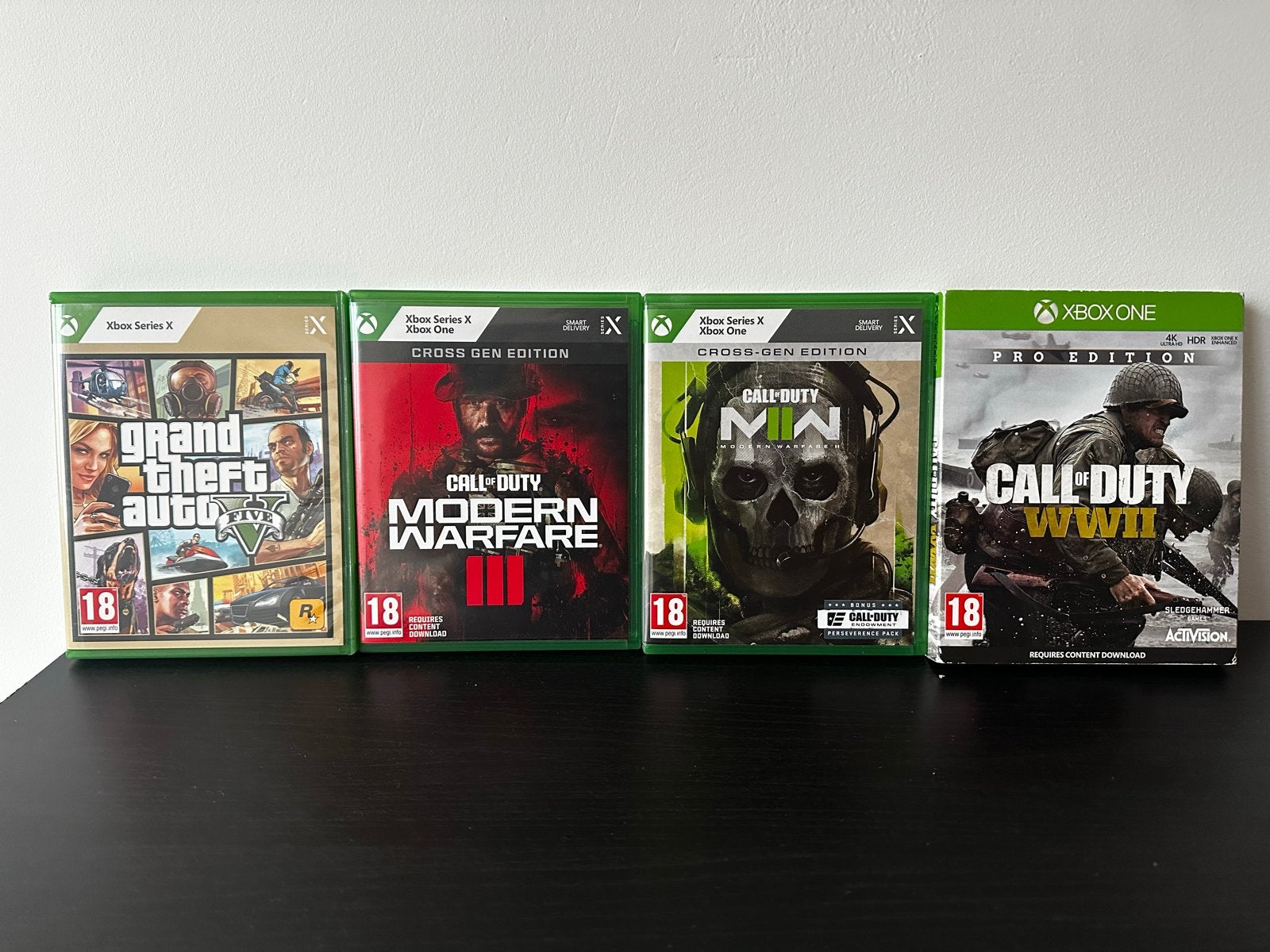 Xbox Spellen: GTA 5, MW2, MW3, WWII (Series X compatibel), Ophalen of Verzenden, Gebruikt