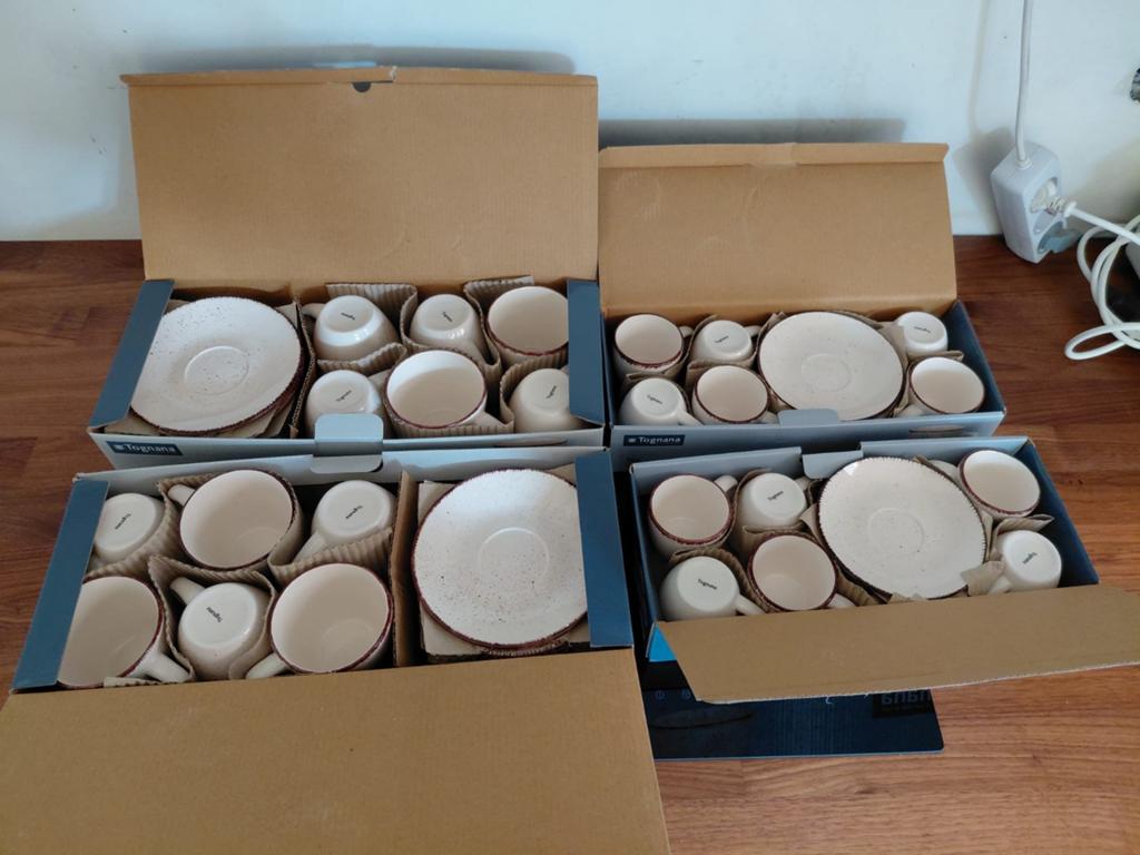Tognana Stay Koffiekopjes en Schotels - Nieuw in Doos, Keramiek, Nieuw, Ophalen of Verzenden, Overige stijlen