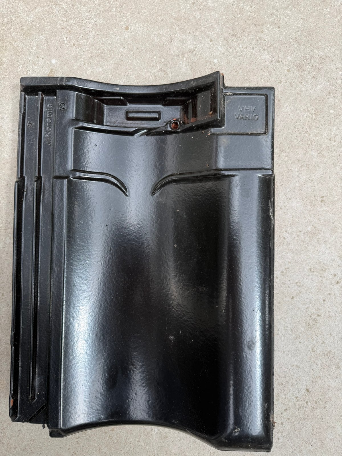 Koramic VHV Vario Zwarte dakpan - Nieuwstaat (22 stuks), Doe-het-zelf en Verbouw, Dakpannen en Dakbedekking, Ophalen, Steen of Klei