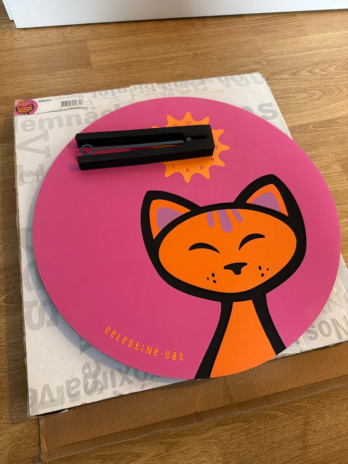 Nextime Kitty wandklok - Roze met oranje kat, Ophalen, Wandklok, Analoog, Werkt op batterijen