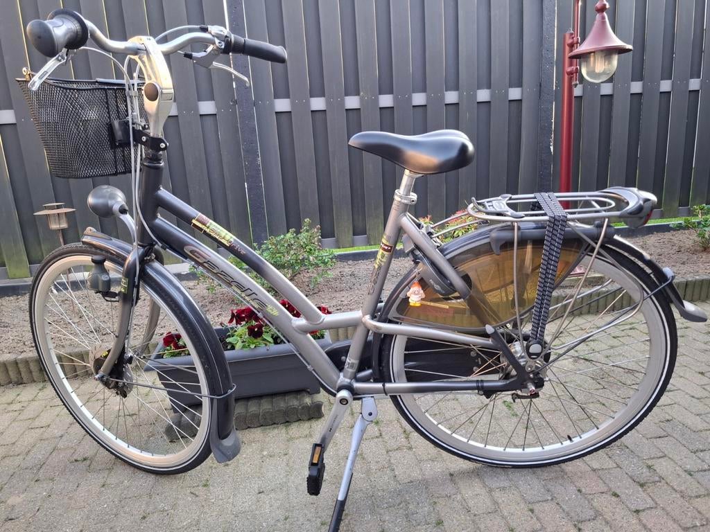 Gazelle Damesfiets - Goed Onderhouden, Fietsen en Brommers, Ophalen of Verzenden