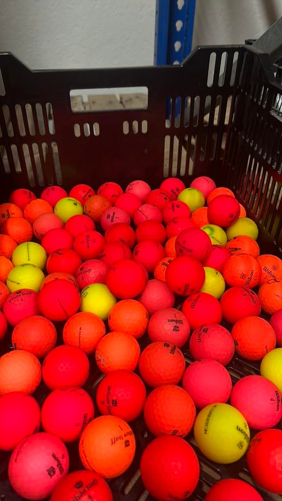 50 Stuks Wilson Staff Duo Matte Golfballen, Ophalen of Verzenden, Zo goed als nieuw, Bal(len)