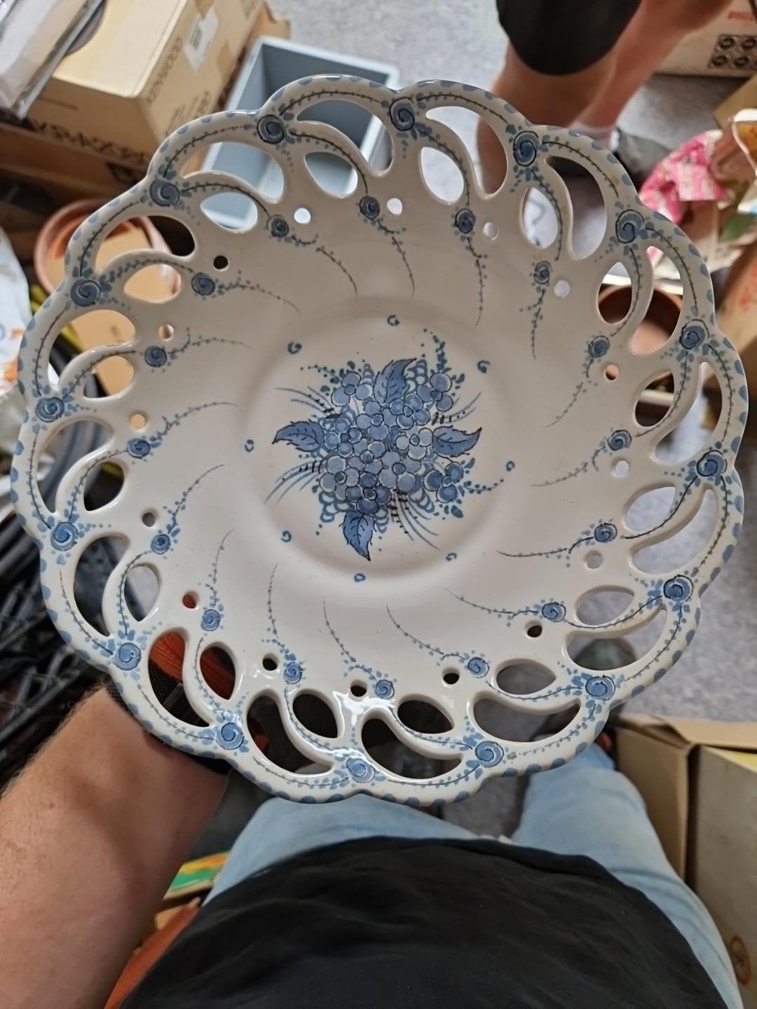 Handgeschilderd Zenith Gouda bordje - Bloemenmotief, Antiek en Kunst, Antiek | Schalen, Ophalen of Verzenden