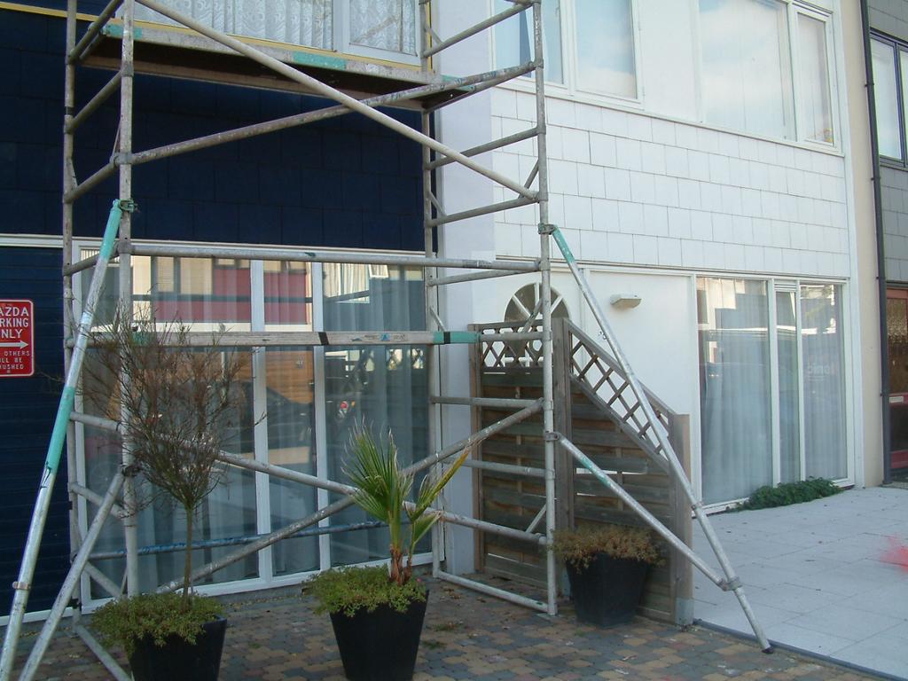 Te huur rolsteiger op aanhanger.