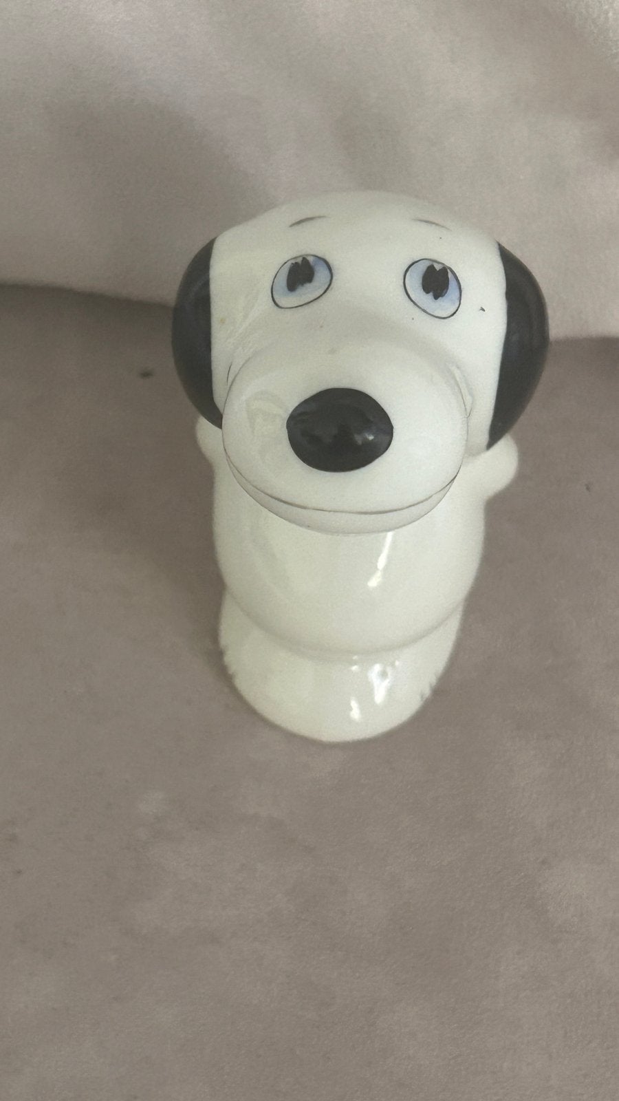 Snoopy beeldje - Vintage porselein, Verzenden, Zo goed als nieuw, Hond of Kat, Beeldje of Figuurtje