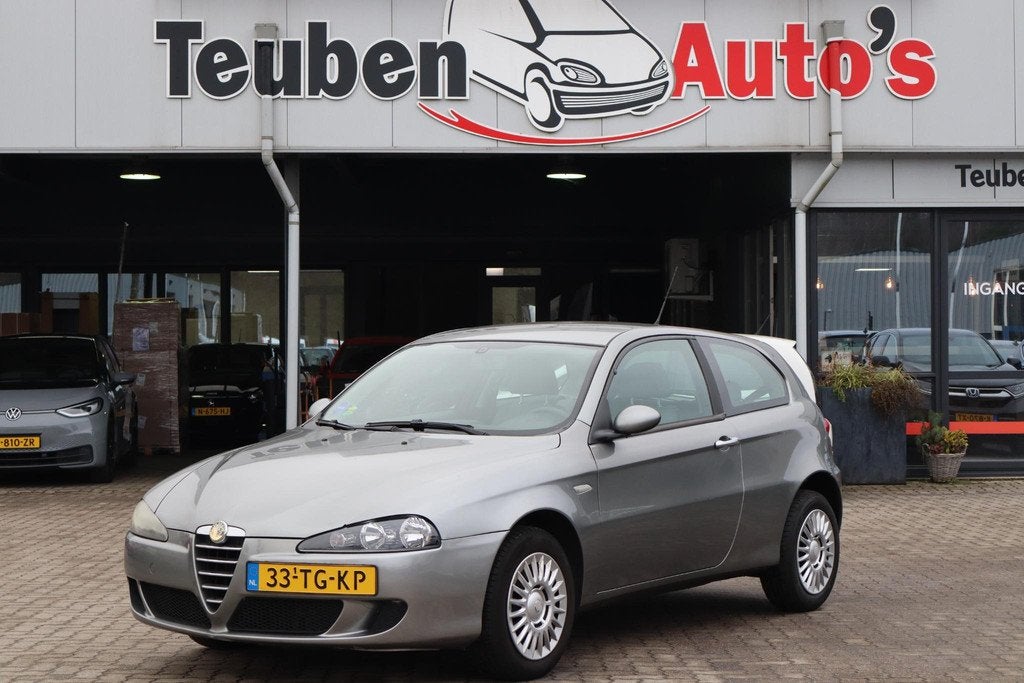 Alfa Romeo 147 1.6 T.Spark Progression APK t/m 15-04-2027, A, Auto's, Alfa Romeo, Voorwielaandrijving, Stof, Gebruikt, 4 cilinders