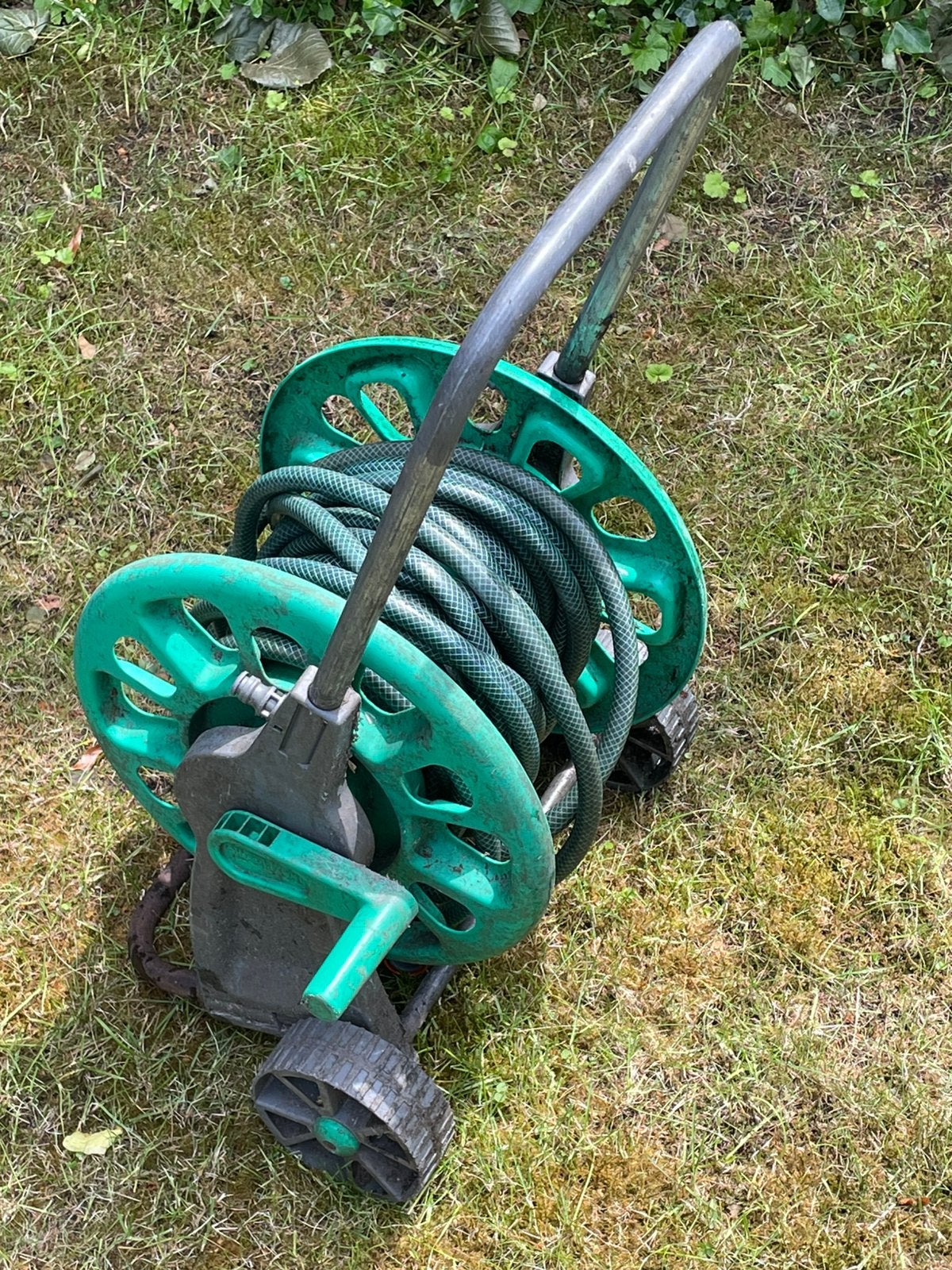 Gardena Tuinslangwagen 15m slang en wielen tuinslanghaspel, Ophalen, Zo goed als nieuw