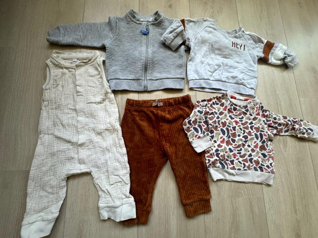 Unisex baby set maat 68, salopette, trui, broekje, vest, Kinderen en Baby's, Babykleding | Baby-kledingpakketten, Ophalen of Verzenden