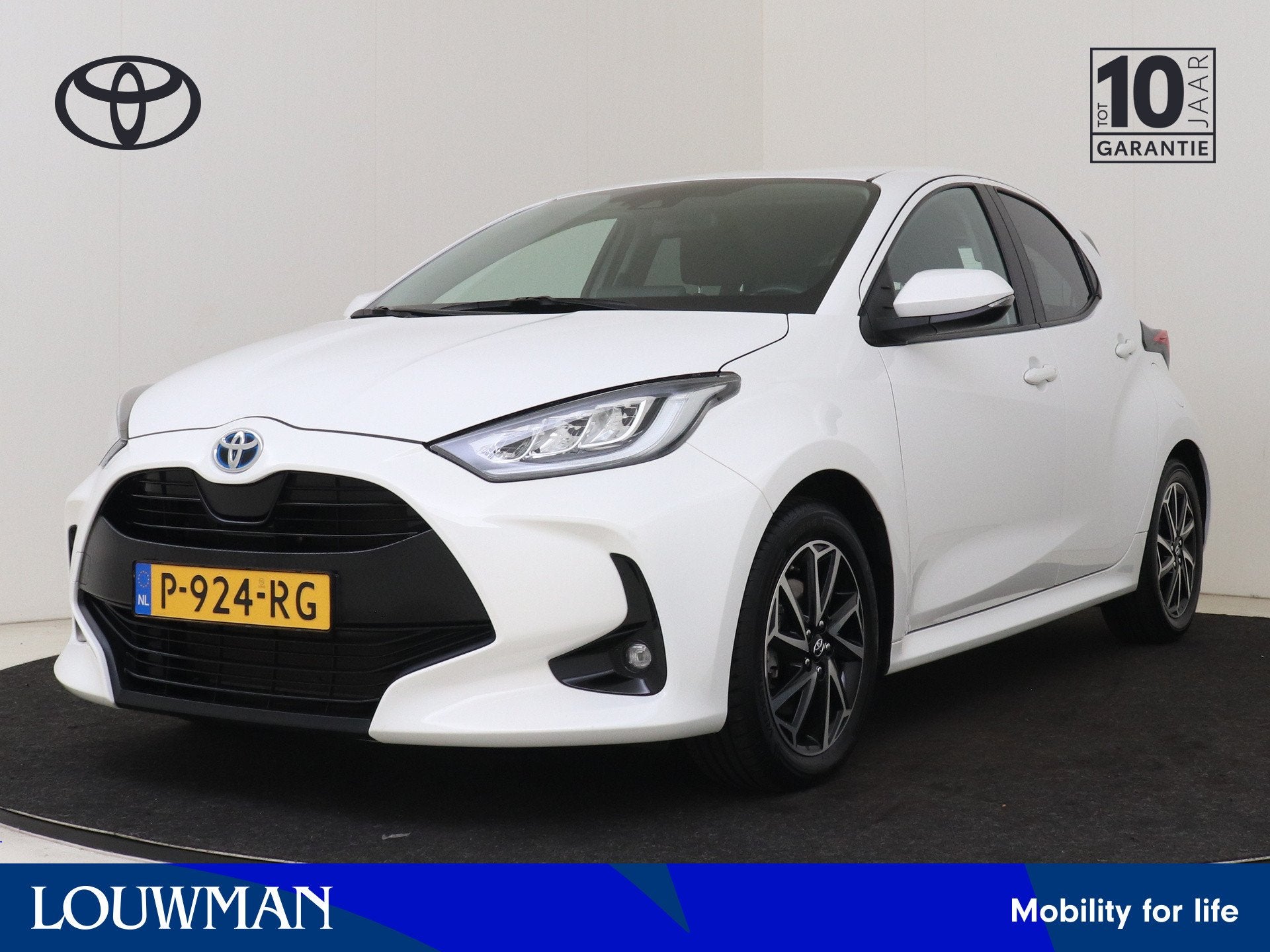 Toyota Yaris 1.5 Hybrid Dynamic | Dealer onderhouden | Navig, 12 maanden, Gebruikt, Bedrijf, Hybride Elektrisch/Benzine