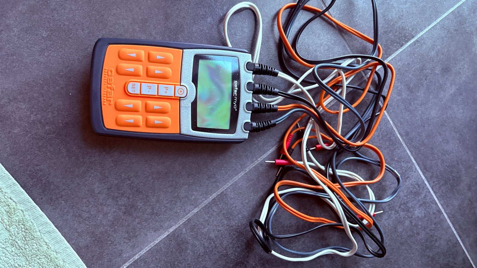 Cefar Myo 4 Elektrostimulator voor spiertraining en herstel, Ophalen of Verzenden, Zo goed als nieuw, Armen, Overige typen