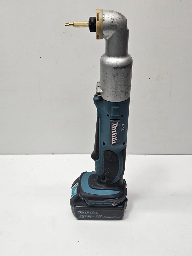 Makita DTL061 haakse 18 volt accu boormachine, Doe-het-zelf en Verbouw, Gereedschap | Boormachines, Ophalen of Verzenden, Boormachine