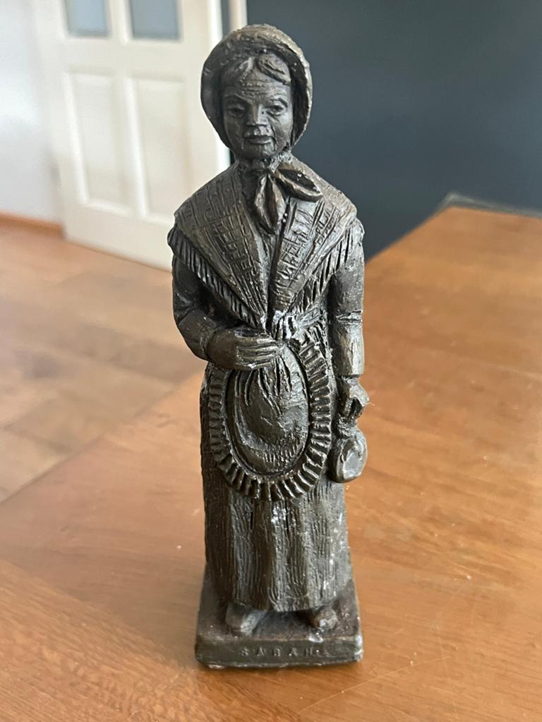Vintage beeldje 'Sarah' - Vrouwenfiguur, Ophalen of Verzenden, Gebruikt, Mens