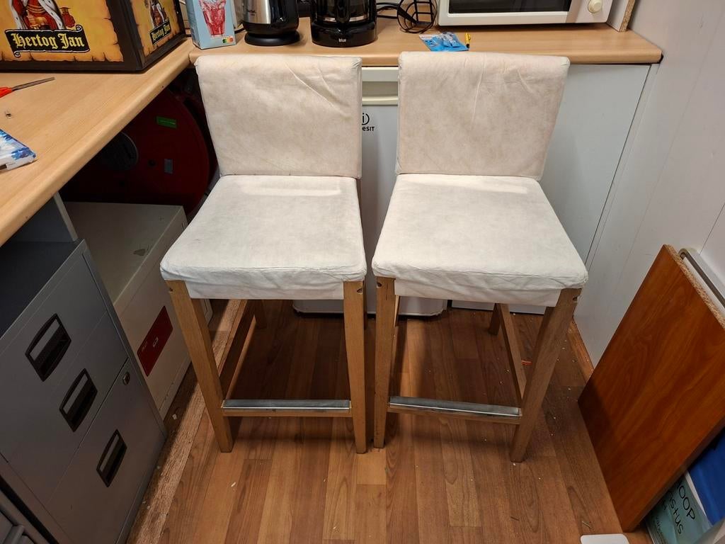 2x barkruk, Huis en Inrichting, Barkrukken, 1 kruk, Ophalen, 60 tot 90 cm