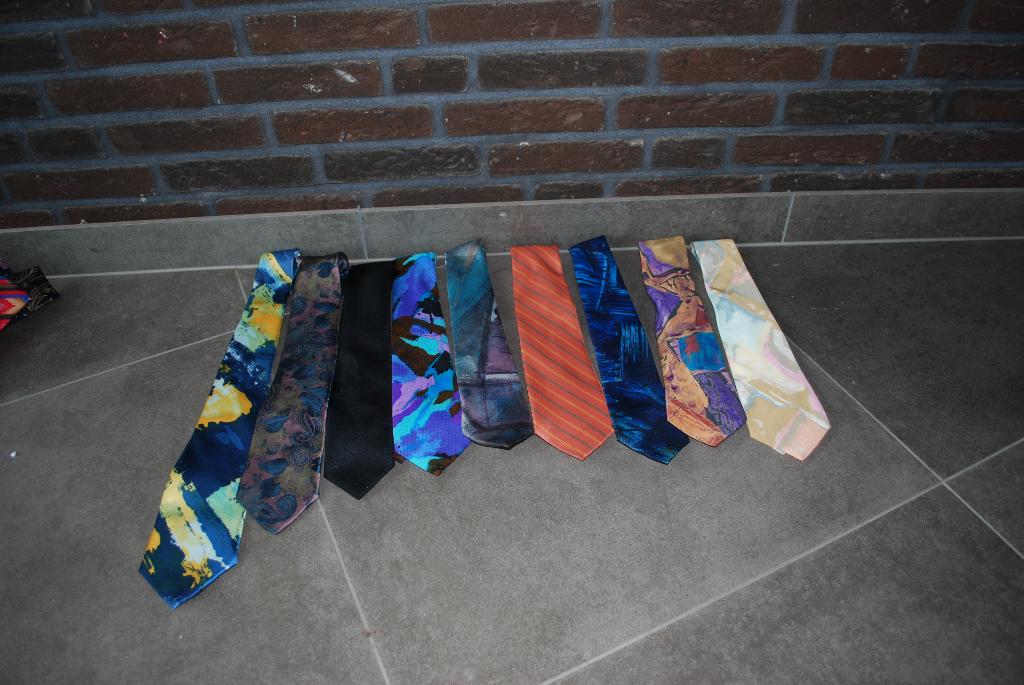 Vintage stropdassen, Kleding | Heren, Stropdassen, Ophalen of Verzenden, Zo goed als nieuw, Overige kleuren, Met patroon