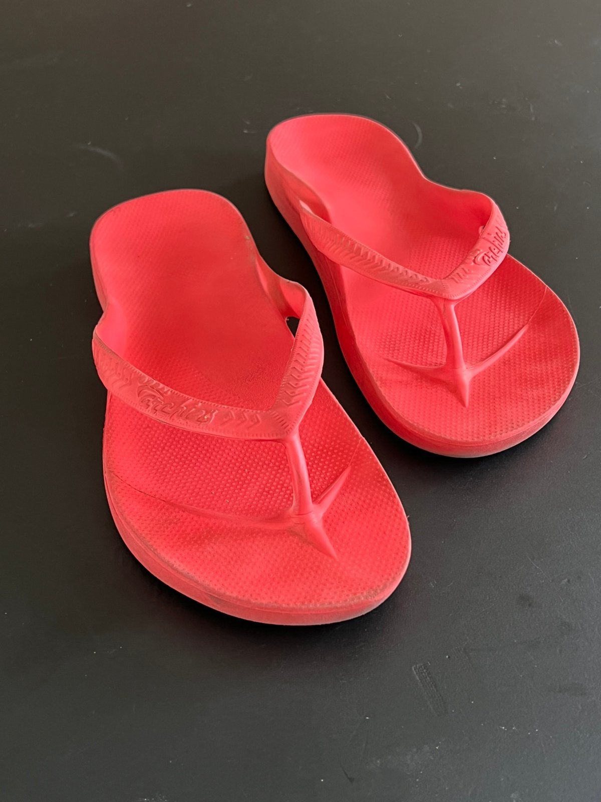 Archies slippers maat  9 te koop, Ophalen of Verzenden, Zo goed als nieuw, Overige kleuren