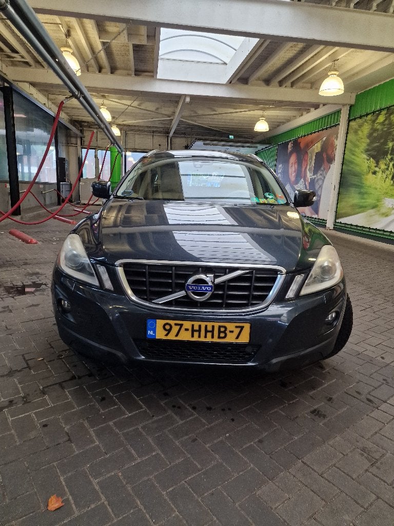 Volvo XC60 2.4 D5 AWD 2008 Grijs Panoramadak AWD, Auto's, 13 km/l, 1800 kg, Beige, 197 €/maand